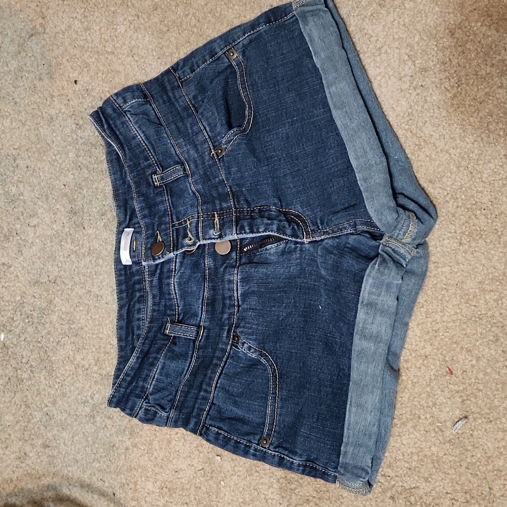 Xhilaration Jean Shorts Size 6
